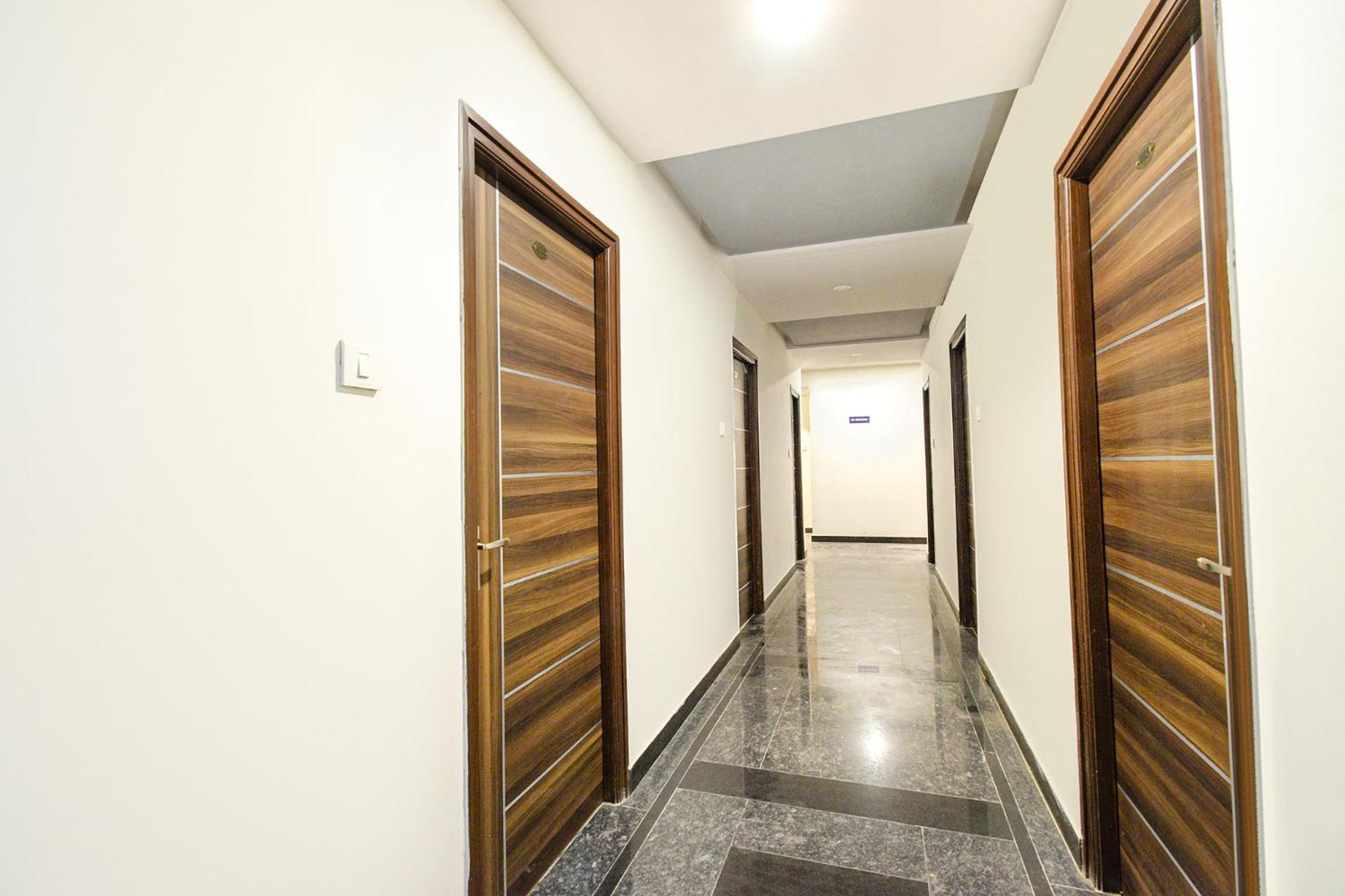 Kondapur  Fabhotel The Botanica - Nr Hyderabad Central University, Kondapur מראה חיצוני תמונה